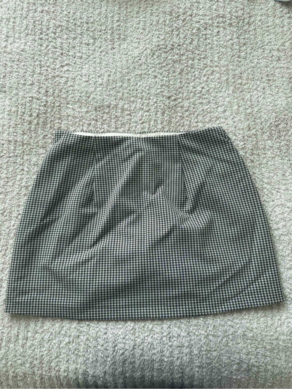 Abercrombie Scarlett Mini Skort Ultra High Rise - Picture 2 of 3